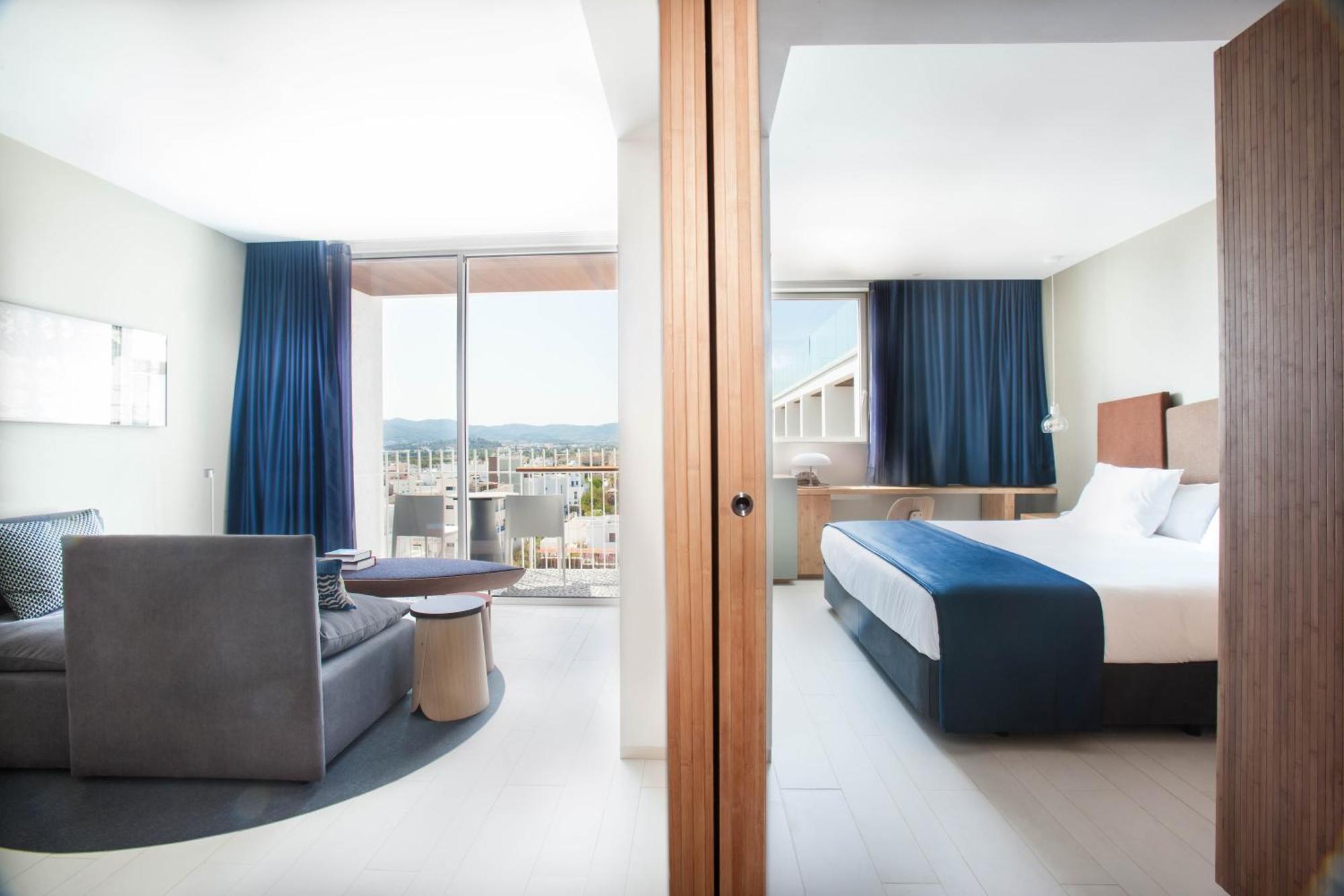 Junior Suite,1306956211:JPEG